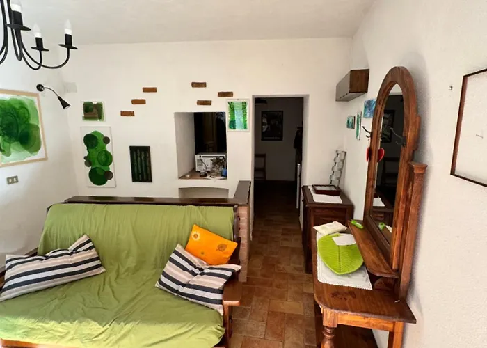 Il Borgo Antico * Барреа